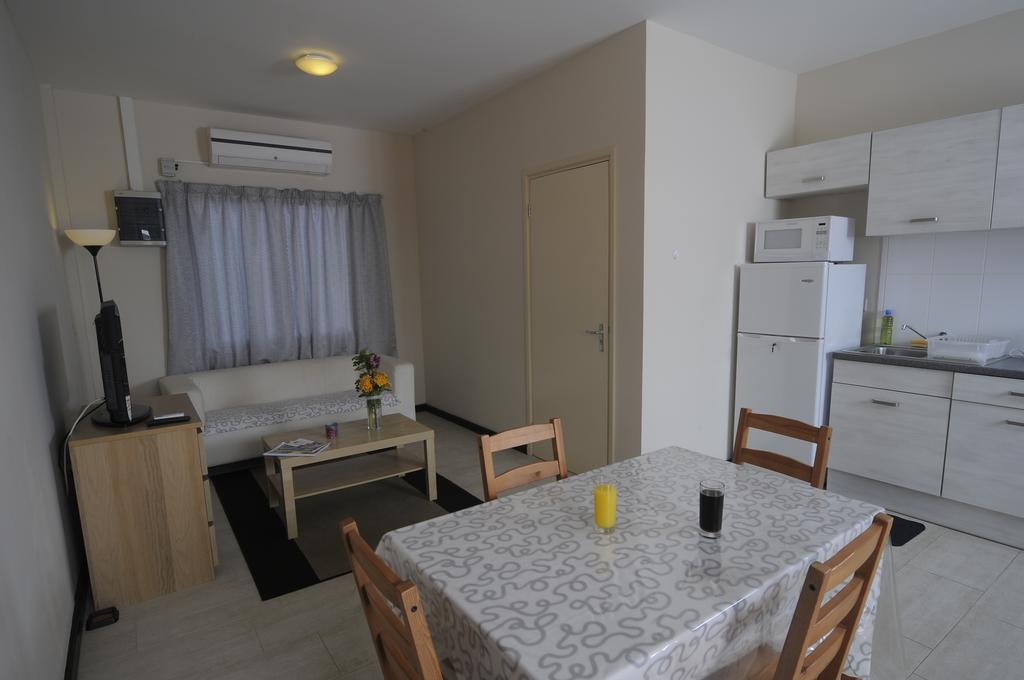 Wilhelmina Hotel & Apartments باراماريبو المظهر الخارجي الصورة